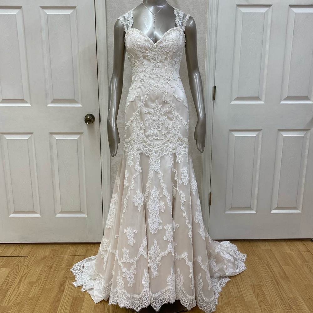 NWT Casa Blanca Wedding Gown style 2195
